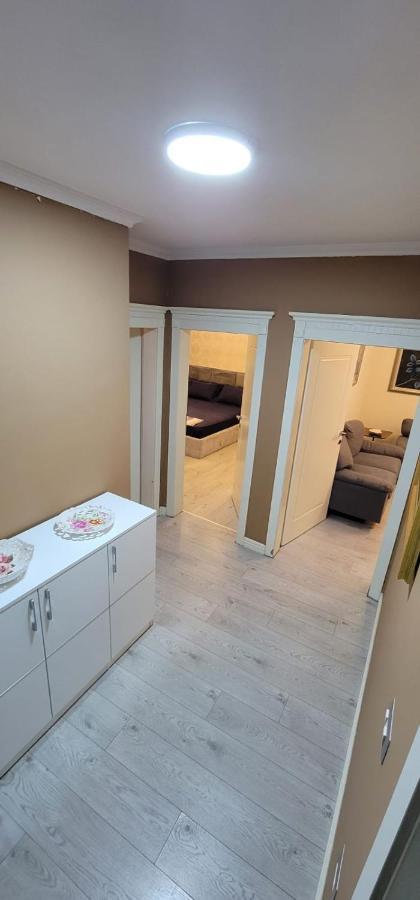 New Bazar Luxury Apartment ติรานา ภายนอก รูปภาพ
